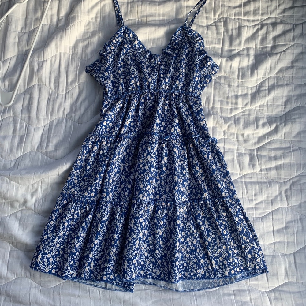 blue floral dress!